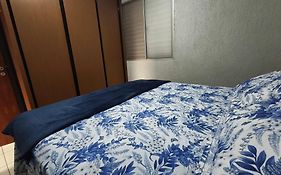 Apartamento inteiro no Alto Umuarama, próximo ao Aeroporto, Medicina e Granja Marileusa.